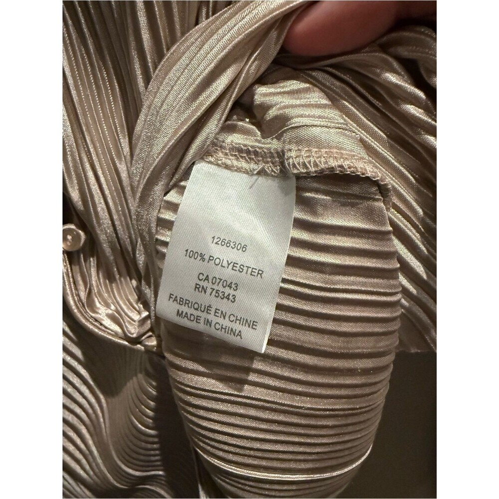 Rachel Zoe Metallic Pleated Button-Front Shirt in Champagne Size L Glam Party - Picture 5 of 5